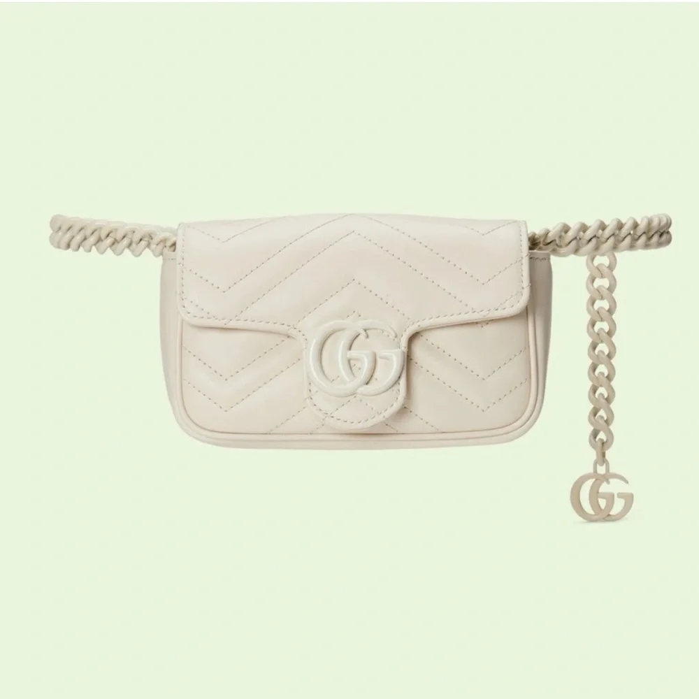 NIB Gucci Cream Quilted Crossbody/ belt Bag